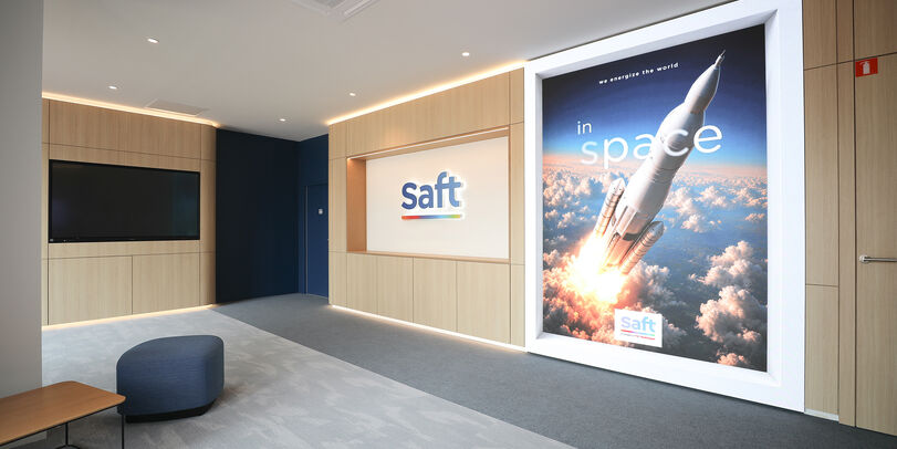 Rénovation des espaces d’accueil et showroom pour SAFT à Bordeaux