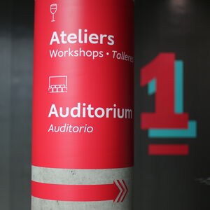 Signalétique et parcours de visite à la Cité du Vin Bordeaux