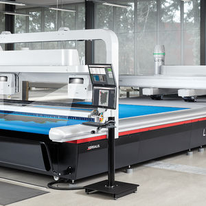 Design d'une machine découpeur de cuir industriel