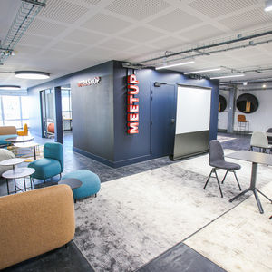 Aménagement de bureaux et espace de travail professionnel à Bordeaux pour Onepoint