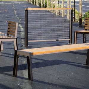 H, mobilier urbain pour Square