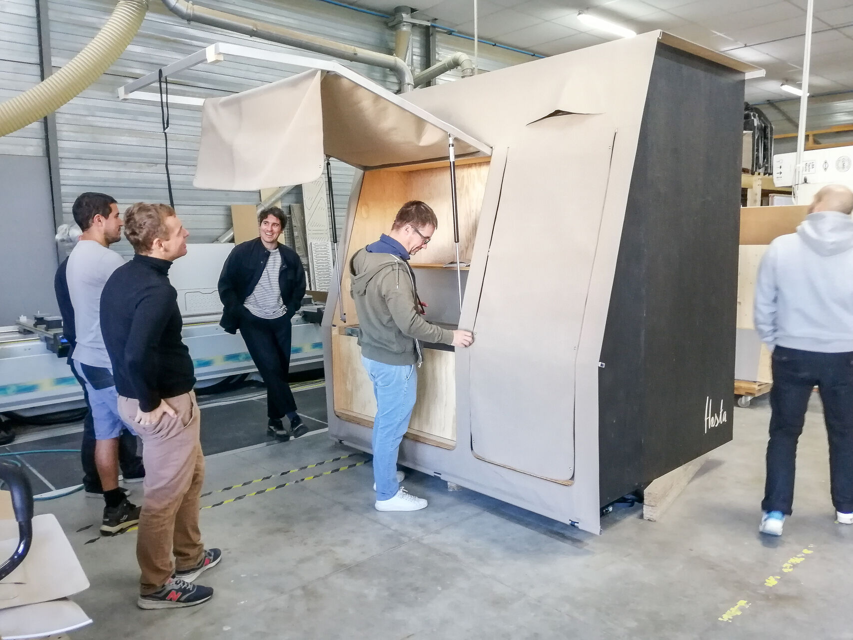 Prototype du module d’hébergement autonome Hosta pour tourisme durable