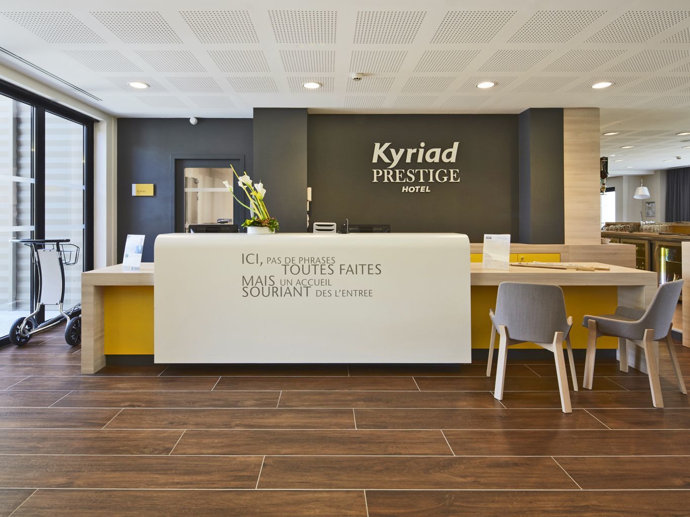 Kyriad Prestige Hotel**** (photo 2)