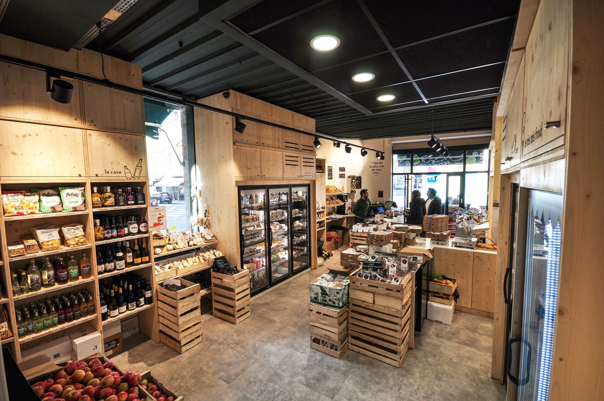 Projet d’agencement d’épicerie à Bordeaux réalisé par des designers d’espace
