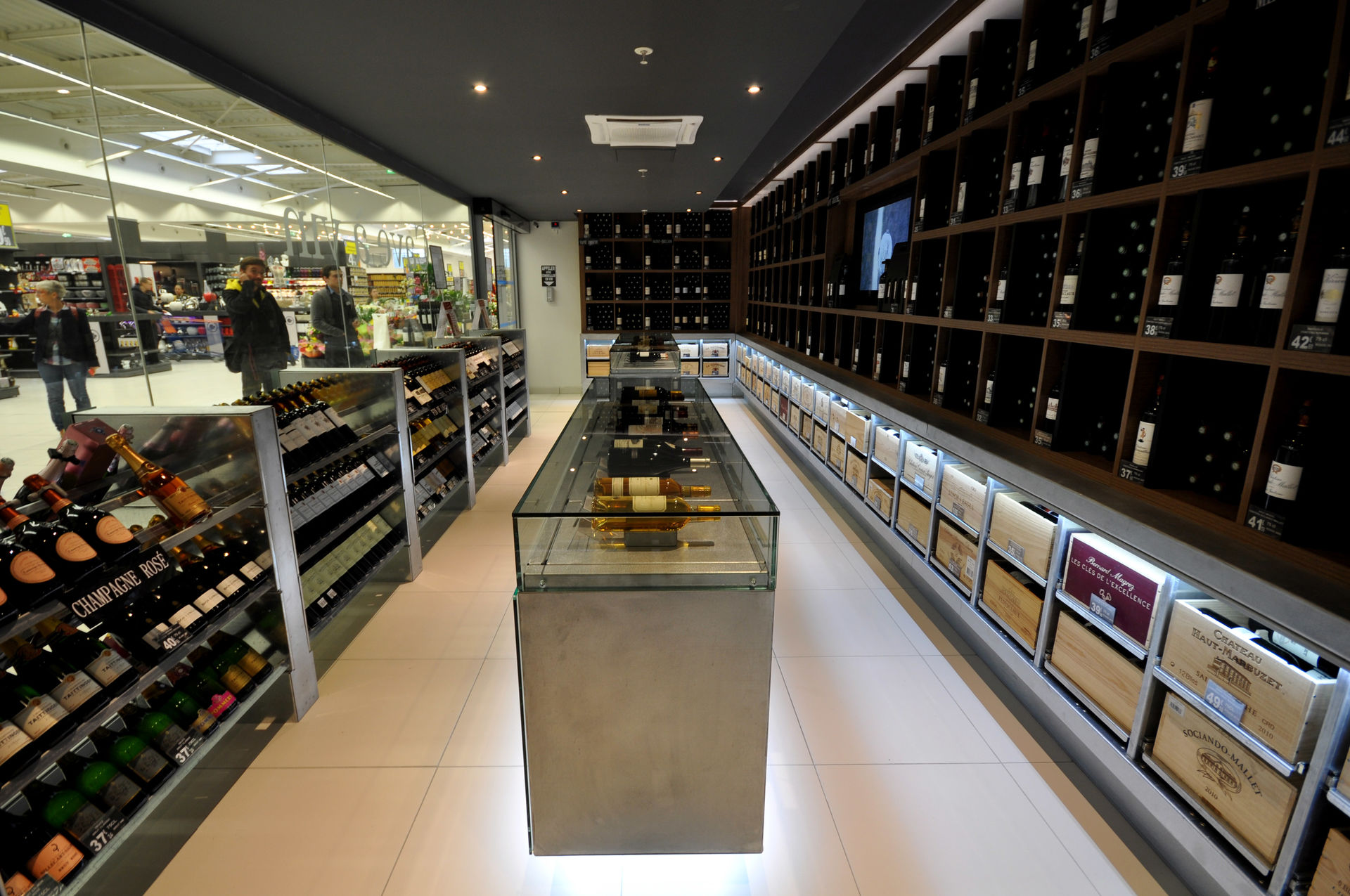Design de magasin pour Leclerc Grand Moun (photo 4)