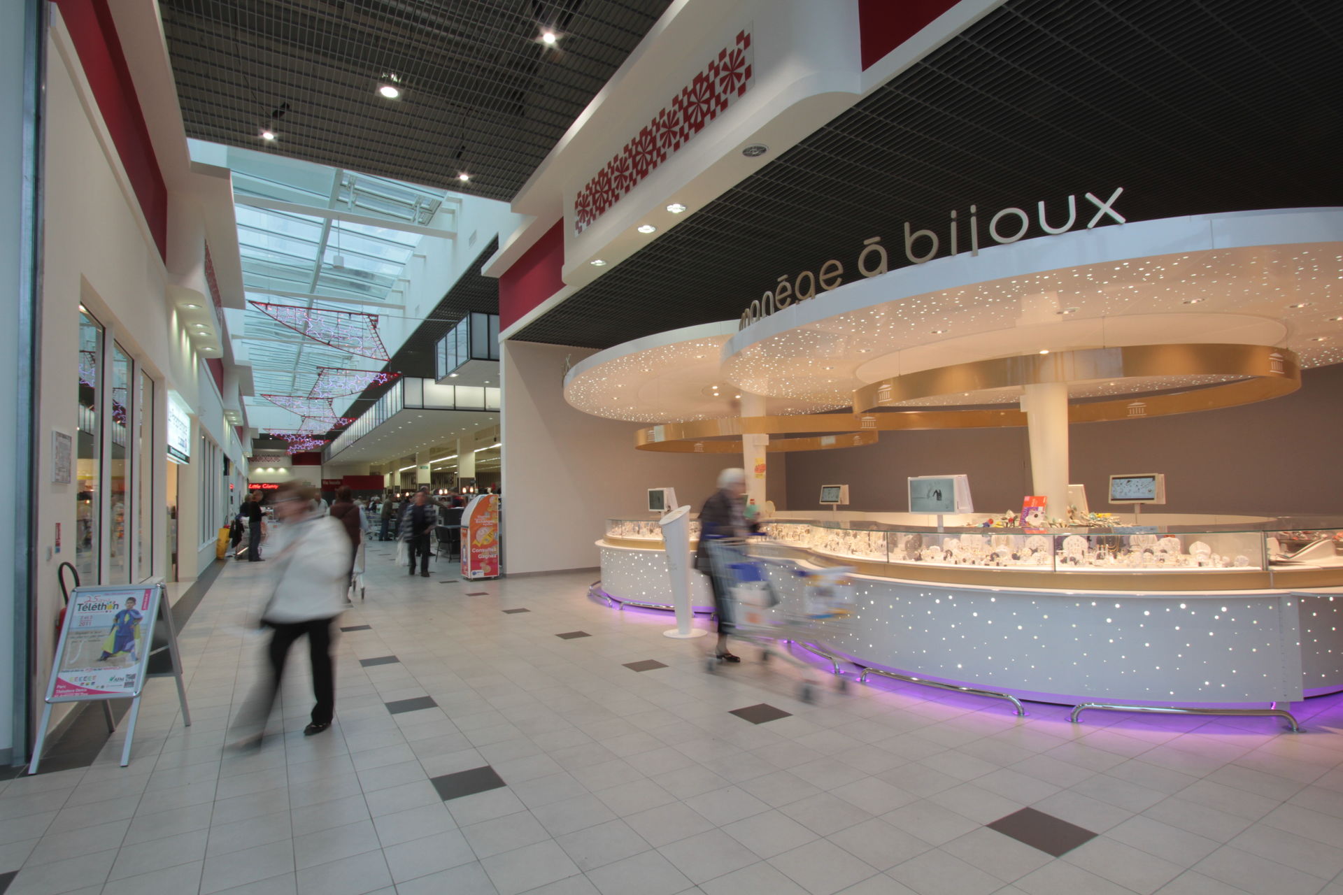 Retail design pour Leclerc Dax (photo 8)
