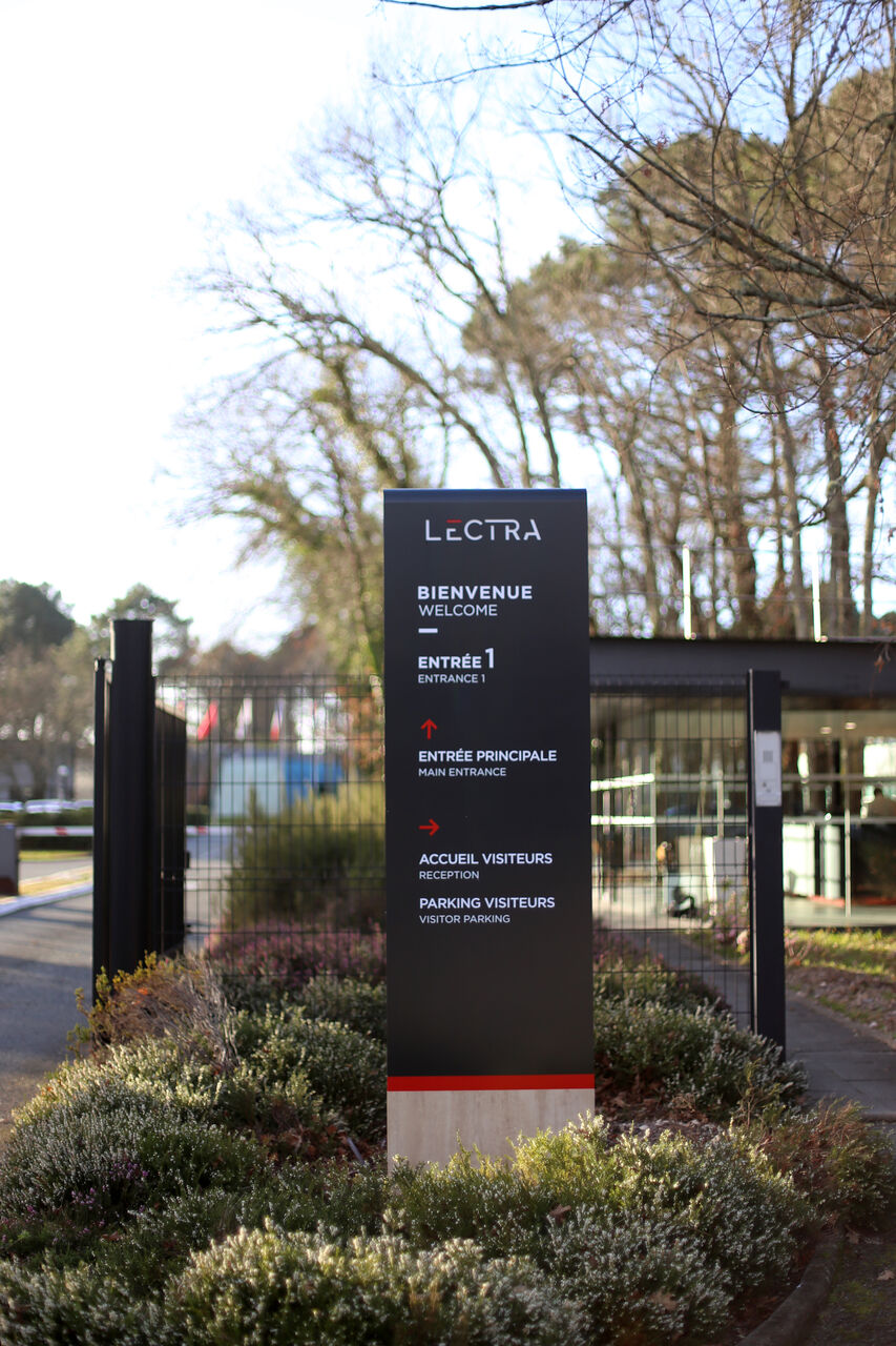 agence_design_global_signaletique_Bordeaux_Lectra