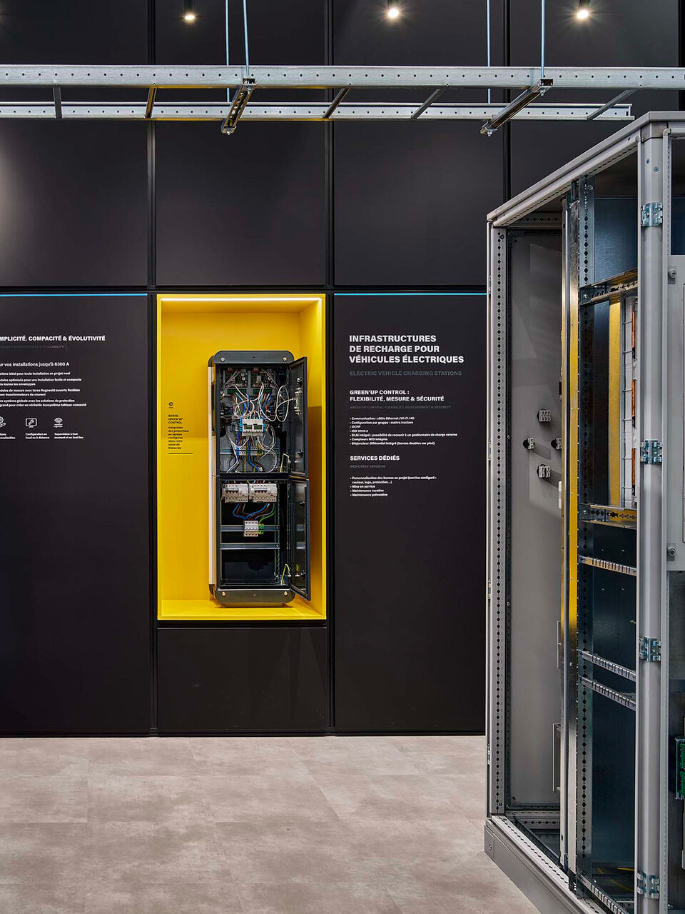 Architecture intérieure du showroom Legrand au service de la compréhension produit