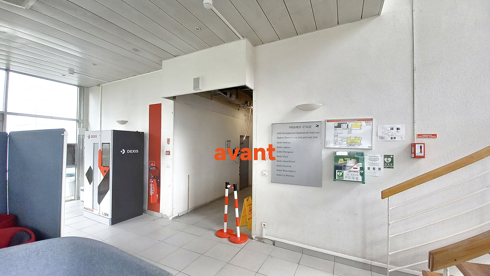 État initial de l'entrée d'un site industriel avant le projet d'aménagement conçu par Félix et associés