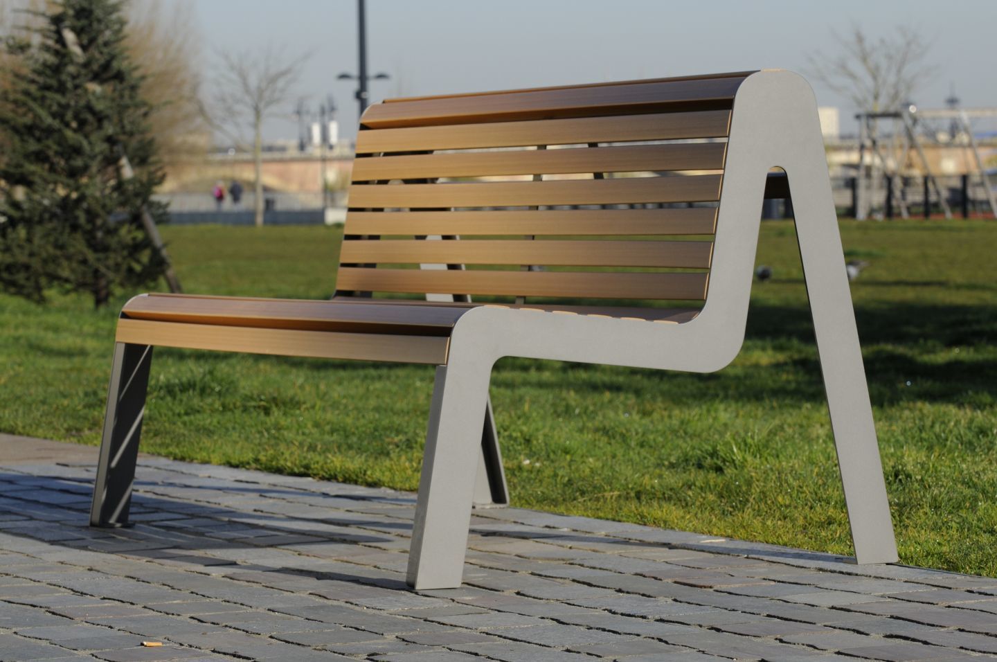 Serena, mobilier urbain pour Square (photo 3)