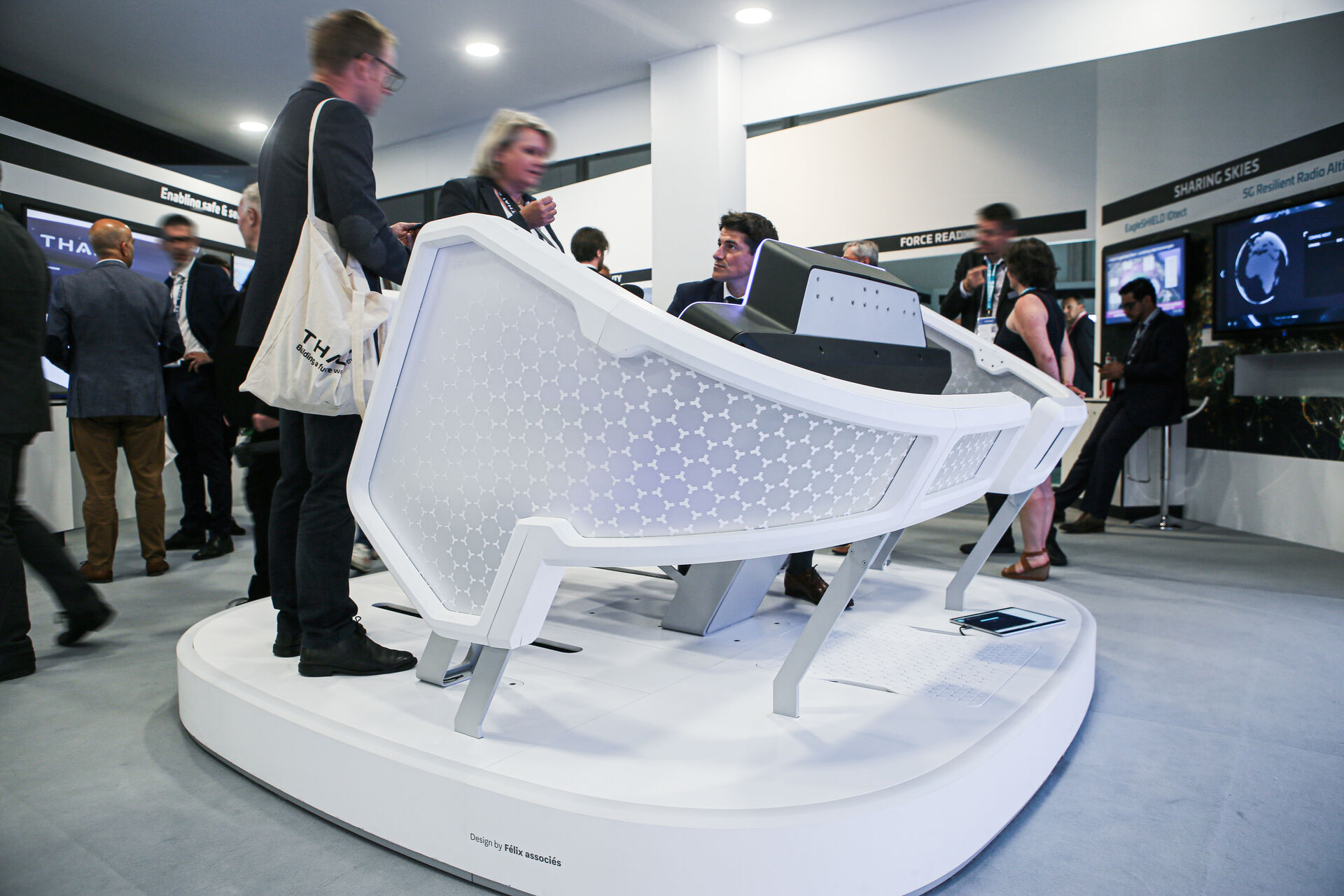 concept_car_cockpit_agence_Bordeaux_demonstrateur_PAS