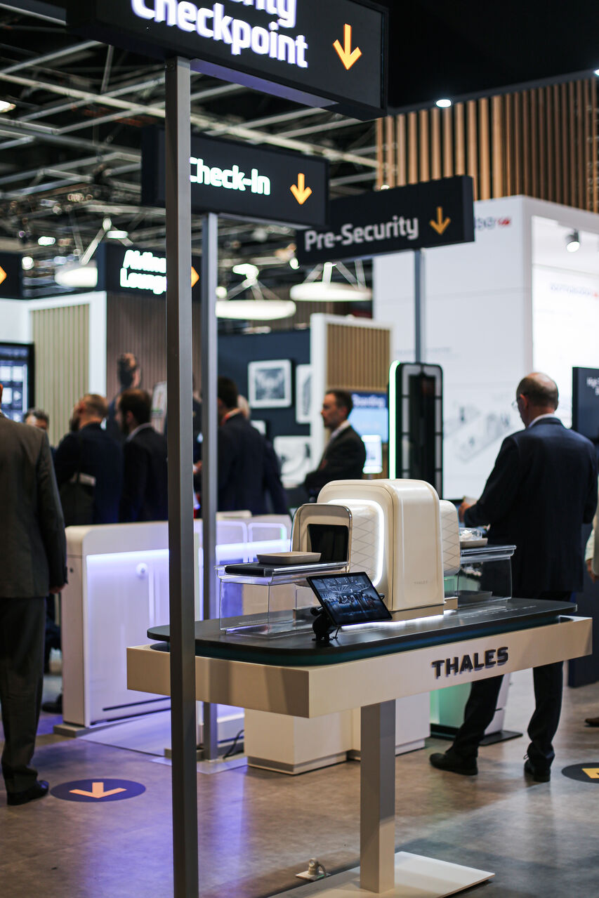 Présentation du scanner de bagages Helixview au salon Passenger Terminal Expo