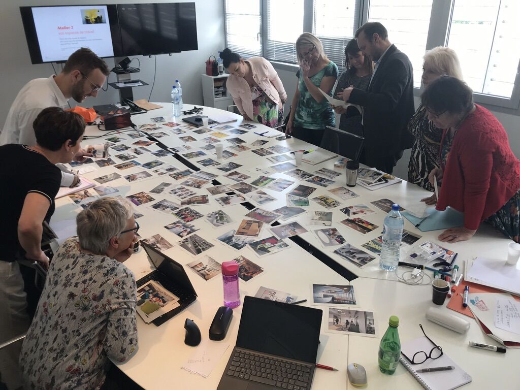 Atelier de créativité aménagement de bureaux pour Pavillon Prévoyance
