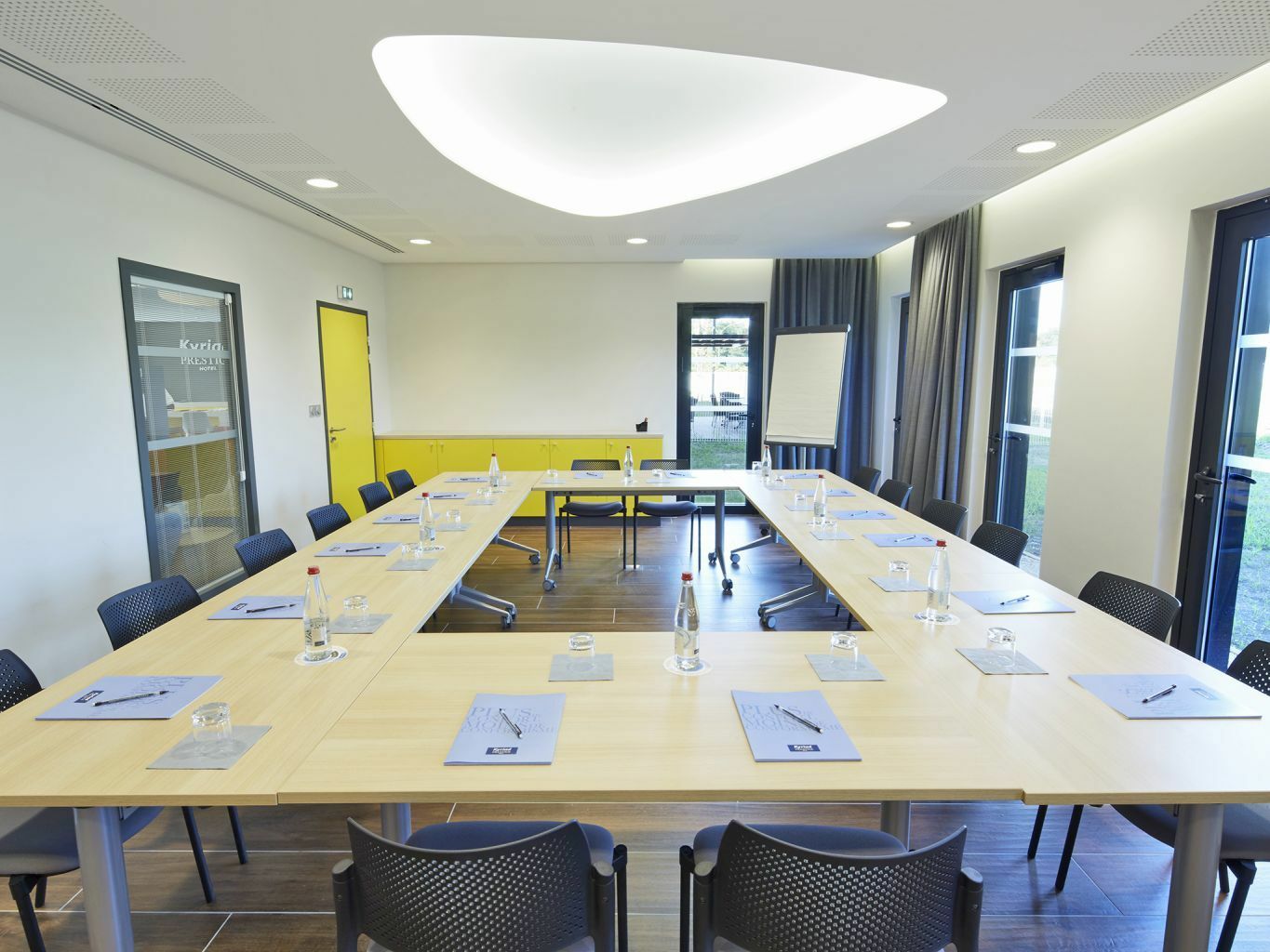 amenagement_bureaux_bordeaux_Kyriad_Aquitaine.