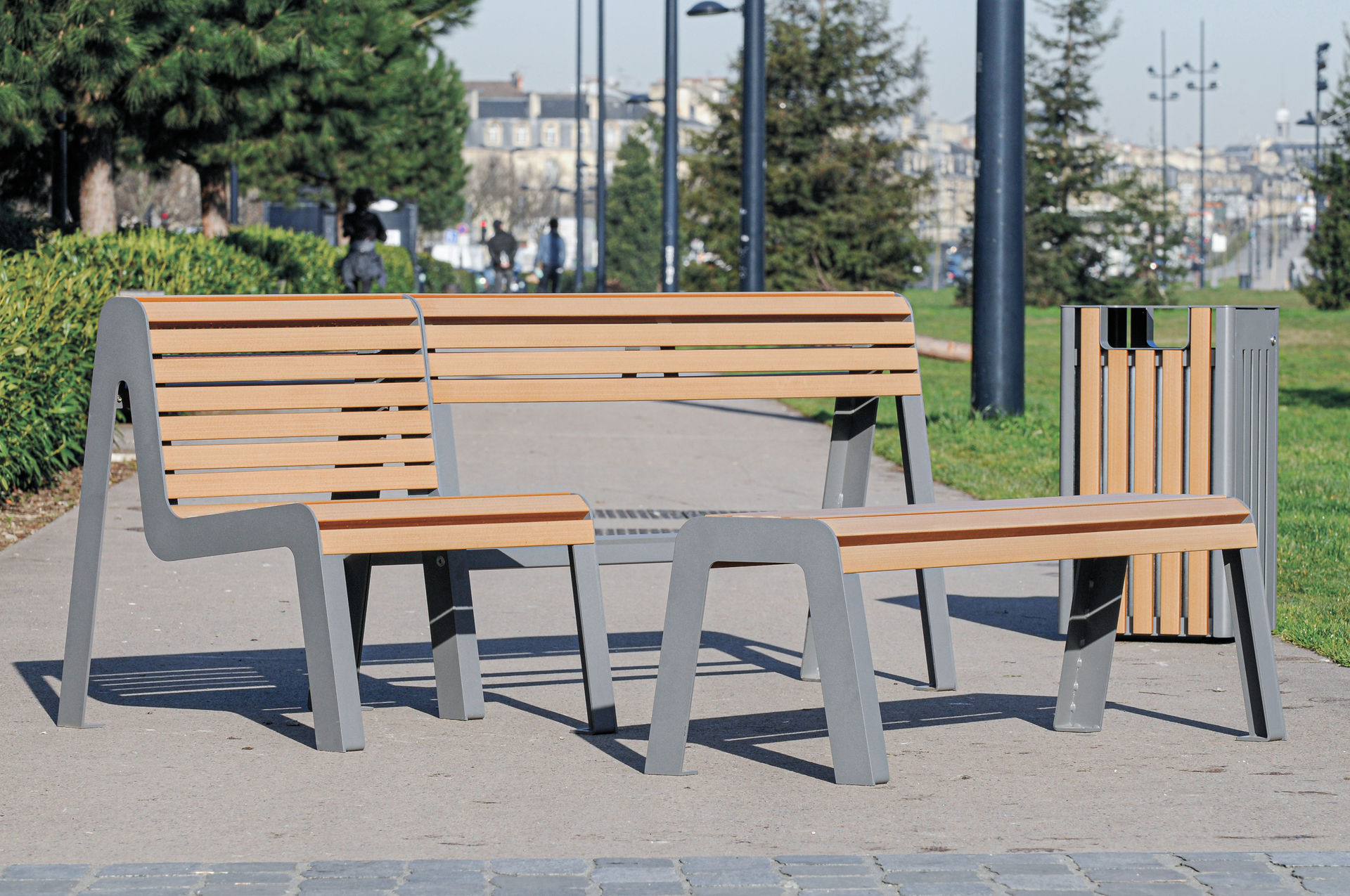 Serena, mobilier urbain pour Square (photo 9)