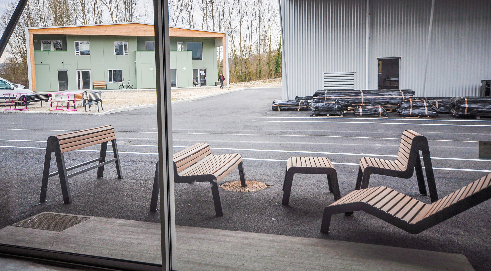 Serena, mobilier urbain pour Square (photo 4)